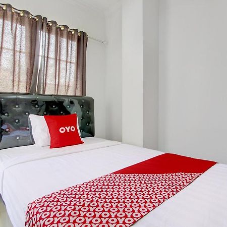 Hotel Oyo 92479 Pasadena House Krapyak Esterno foto