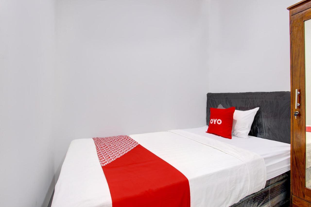 Hotel Oyo 92479 Pasadena House Krapyak Esterno foto